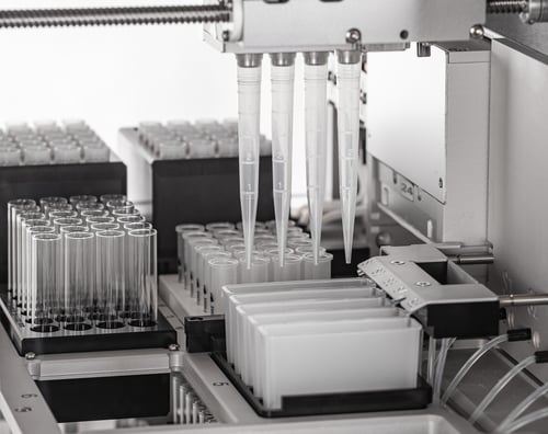 biotage-extrahera-hv-5000-interior-pipette-head-closeup