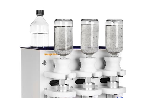 biotage-horizon-5000-closeup-dirty-bottles