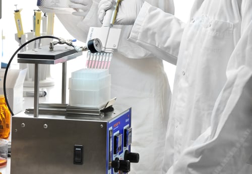 biotage-pressure-plus-scientist