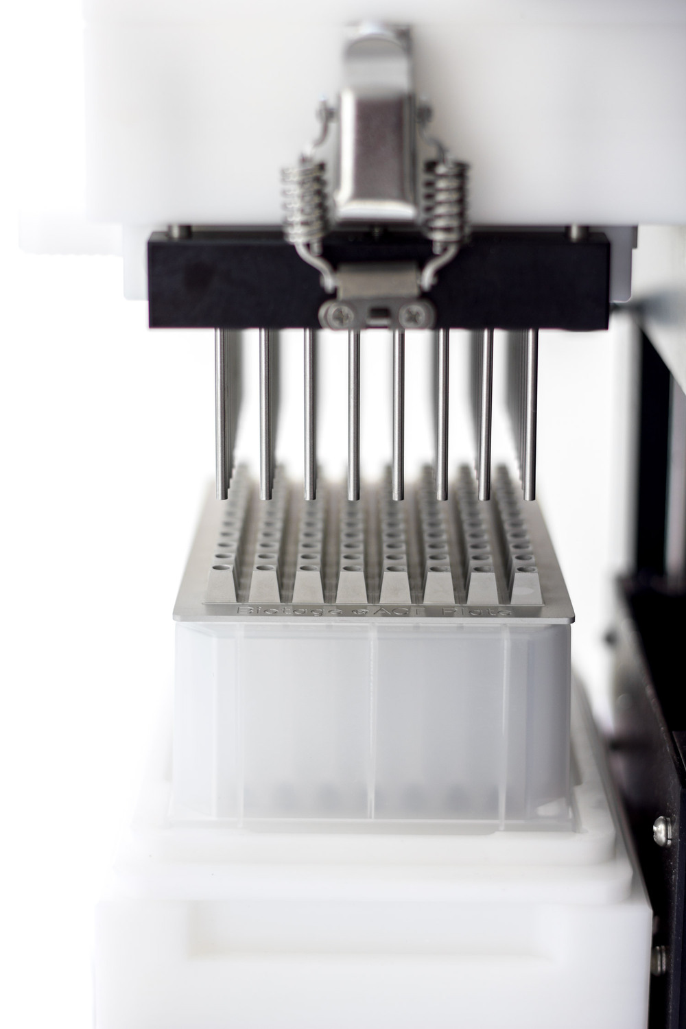 Biotage® SPE Dry | Sample concentrator for well-plate formats | Biotage