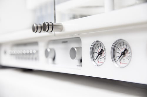 biotage-syro-peptide-synthesizer-close-up-2