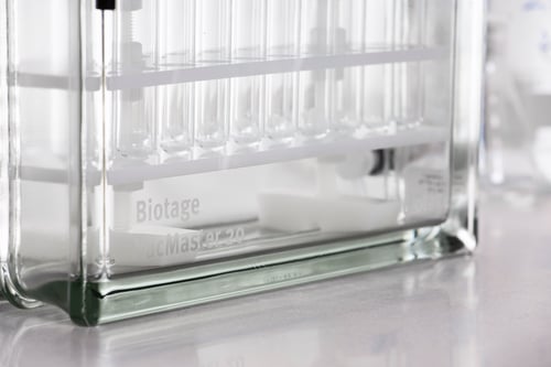biotage-vacmaster-20- sample- processing-station-close-up