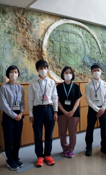 biotage-pps695-figure4-Staff-members-at-Laboratory-Racing-Chemistry