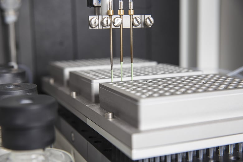 PNG-Biotage-Syro2-closeup4
