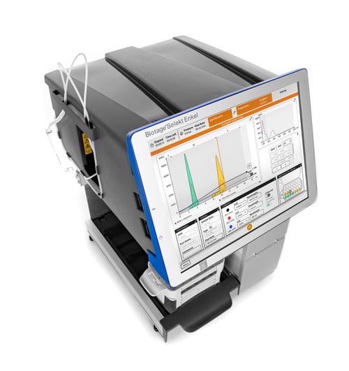 Biotage-Selekt-Enkel-Portrait-above-with-screen